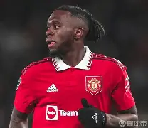 开云登录入口-皇家社会清晨远射贴柱,志在英超名次提升,目标明确,赛季目标并未改变(巴黎圣日耳曼与皇家社会的欧冠比赛分析)