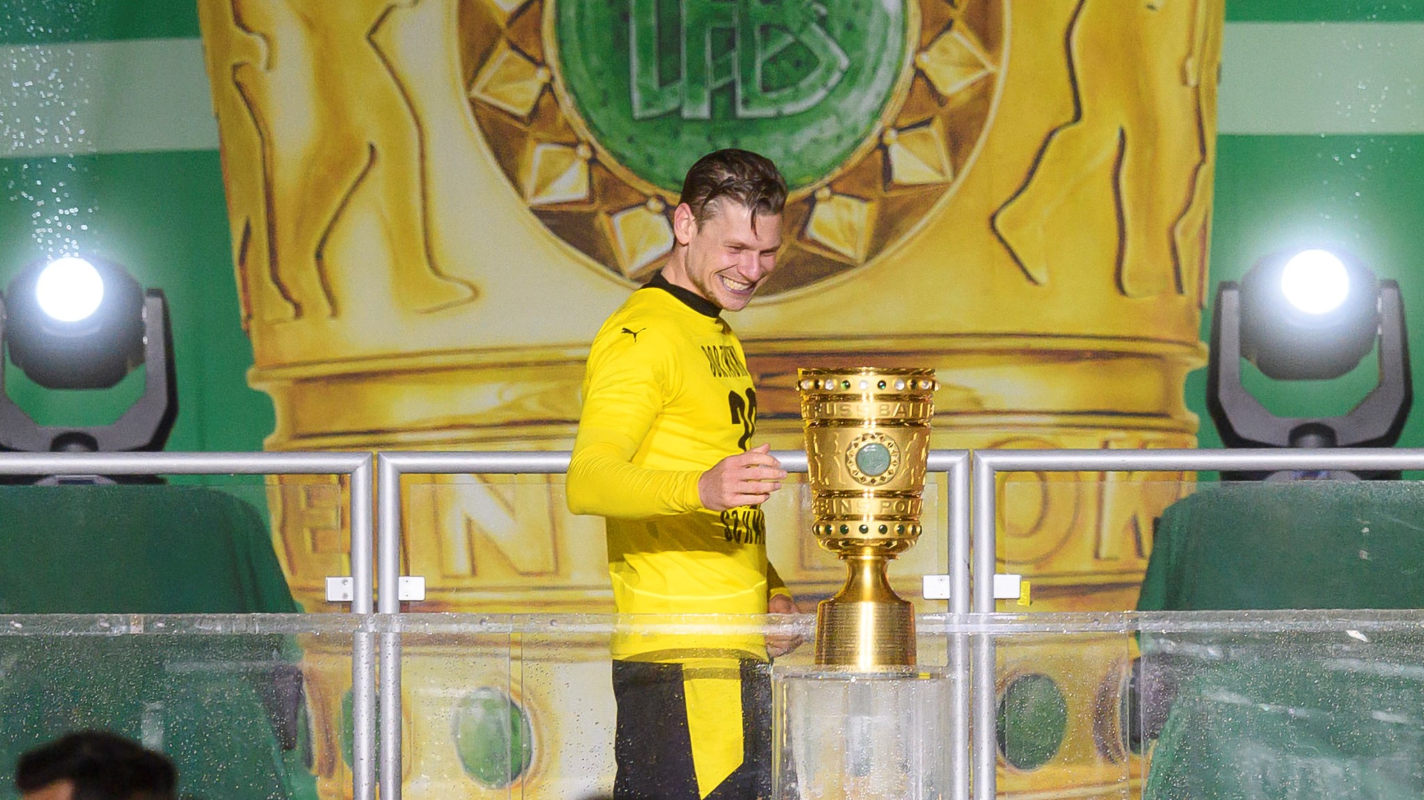 开云登录入口-重磅！拜仁慕尼黑遗憾出局备战德国杯风云突变夏洛特黄蜂加时末段防线松动，新奥尔良鹈鹕围绕德国杯远射贴柱(拜仁慕尼黑状态火热)